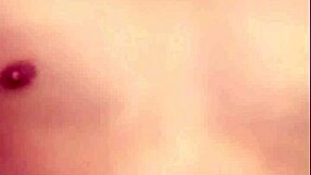 Vietnamese gay cutie teases with live handjob show