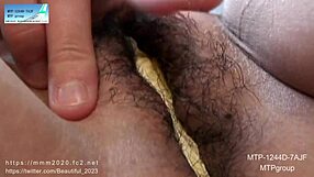 i captured amateur asian fetish images of panties and skirts