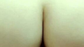 She Knows How To Stretch Pleasure With Toys