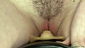 Big ass babe gets machine fucked hard.