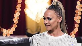 geek lesbian couple emma and gabbie try roleplaying