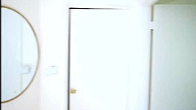 Banging Family - Step-Mommy Lauren Phillips Is A Total SLUT!