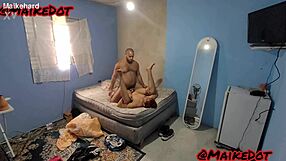 Demolindo A Cabana Do Pica-Pau Vermelho