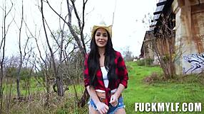 cowgirls alexa payne and ike diezel crave cock in pov scene