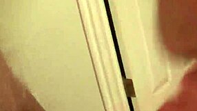 I'm horny watching the tight sexy cam whore sucking dirty on webcam