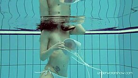 roxalana cheh, sexy redhead, swimming underwater fully shaved! 🏊‍♀️