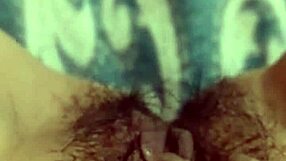 Powdered Life Tempting Little Pussy And Juicy Waters