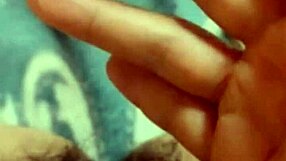 Powdered Life Tempting Little Pussy And Juicy Waters