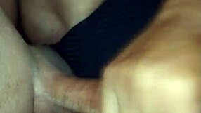 Girlfriend gives handjob to friend leading to cumshot