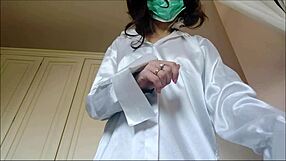 Extra hot specialisationMedical fetish with Chantal’s arousal anal intercourse