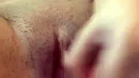 fui pega no flagra gozando no jogo