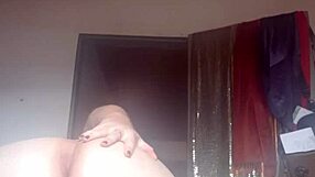 Big Ass Transsexual Crossdresser Spreads Pussy Wide!