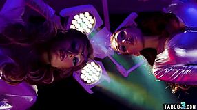 hot trannies jade venus and tori easton blowjob bareback cis blondie chanel camryn