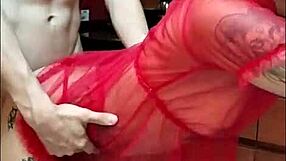 Increible Squirt Que Le Provoco a Mi Mujer en la Cocina