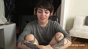 i watch all natural sloan finger her hairy pussy to orgasm