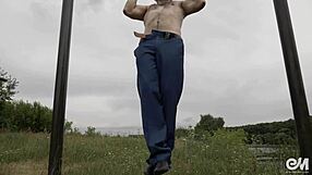 He says, Come watch me strip and box naked with neighbors