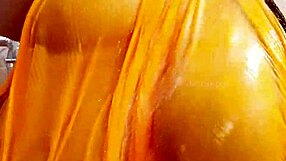 Indian Sexy Big Boobs Girl In Saree