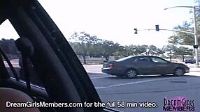 Рискувам публично флашване с местна колежанка... оопс