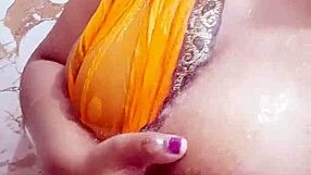 Indian Sexy Big Boobs Girl In Saree