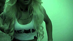 Tiny Kinky Teen 18+ Gets Pussy Creampied Hard