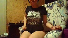 Horny Woman Uses Dildo for Orgasm