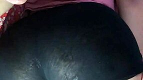 Hey, my friend sneaks over while her bf's at work 😏