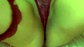 brincando com meu cuzinho parte 3