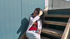 i'm sharing stories about my neighbors with meli deluxe, keeping it fun and light