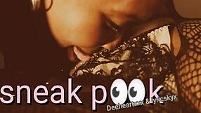 deeheartxxx's fat ebony pussy in lesbian action!