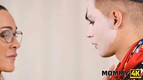 Mommy4k Delivers the Hottest Scene Ever