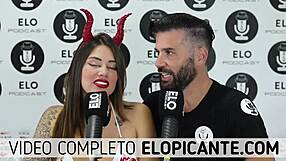 Sara blonde juega con la crema de elo podcast y se la traga