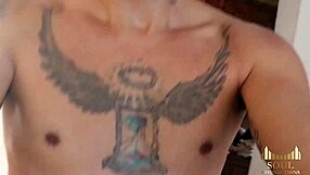 esposa rouba o cobertor do marido e pra se redimir pede pra ele encher a boca dela de porra luc�o e lunna vaz