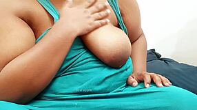 Kolkata College Girl Showing Boobs in Coed Tit Display