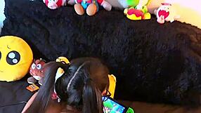 linda gamer fucks her stepsister's ass while playing nintendo