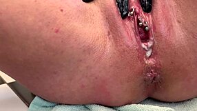 Girlfriend's Huge Ass Gaped With Fingers!