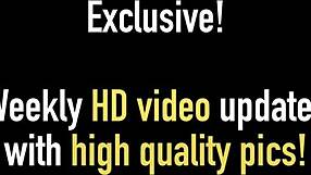 परिपक्व नतालिया स्टार फोटोग्राफर को गीली चूत ऑफर करती है