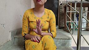 Kaamwali Offers All for Bigger Pay