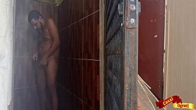 Stepdaughter Suggestively Shaves Private Parts And Offers Her Ass In Cosplay