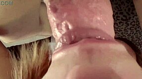 Young girl gets her mouth filled with huge cum in close up