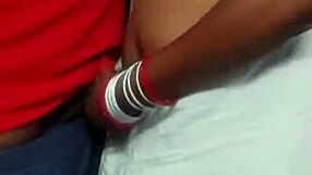 Indian Bhabhi In Saree Gets Pussy Licked And Ridden In Cowgirl Cunilingus