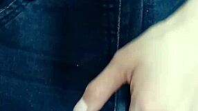 jugando con un cinturón i