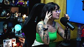 Martina oliveira shows natural tits in podcast, first time latina!