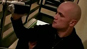 esta milf francesita se folla a sus dos amigos y lo graba