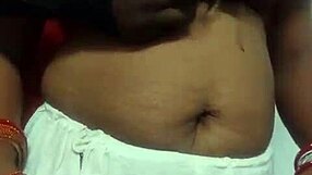 Indian Bhabhi In Saree Gets Pussy Licked And Ridden In Cowgirl Cunilingus