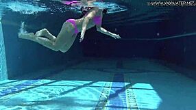 jessica lincoln's sexy underwater bathing