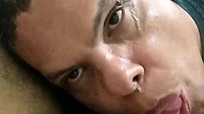 I sucked the delivery guy's cock and swallowed his cum