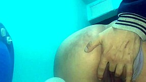 I Touch My Girlfriend's Vagina And Ass On Webcam!