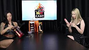 Vivian Lola's Emotional Kiss and Ass Show with Tit Sucking