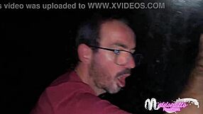 sacanagem entre machos no box de um dark room sexo gay revelando muitas formas de prazeres