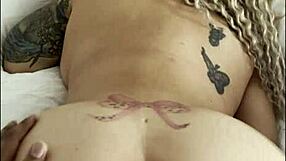 i'm a colombian webcam model getting fucked with a butt plug